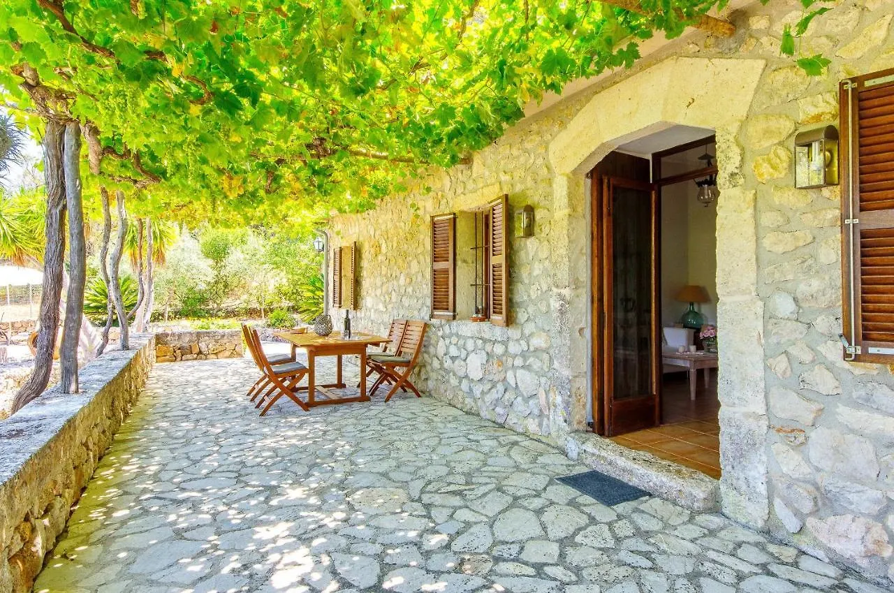 Na Garrovera Pollenca Villa